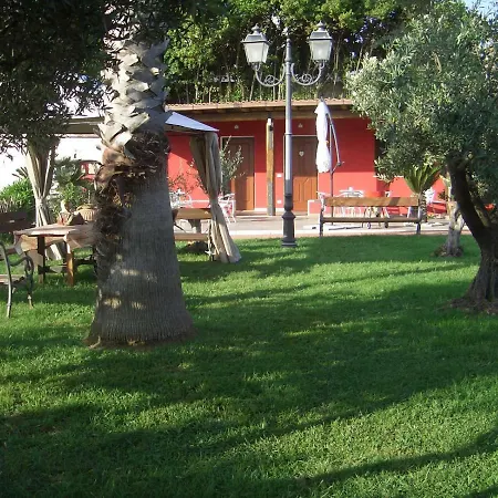 L'oasi Di Ambra Guest house 2*